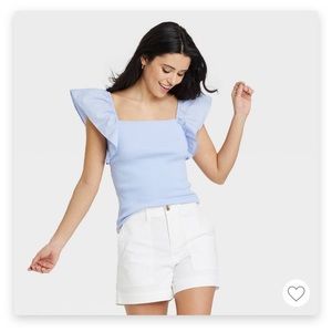 Women’s Ruffle Top
